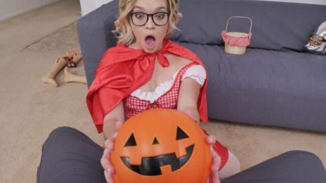 Pene o truco en Halloween - Video HD Subtitulado