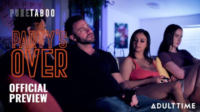 La pijamada de la hija se sale de control - Video HD Subtitulado